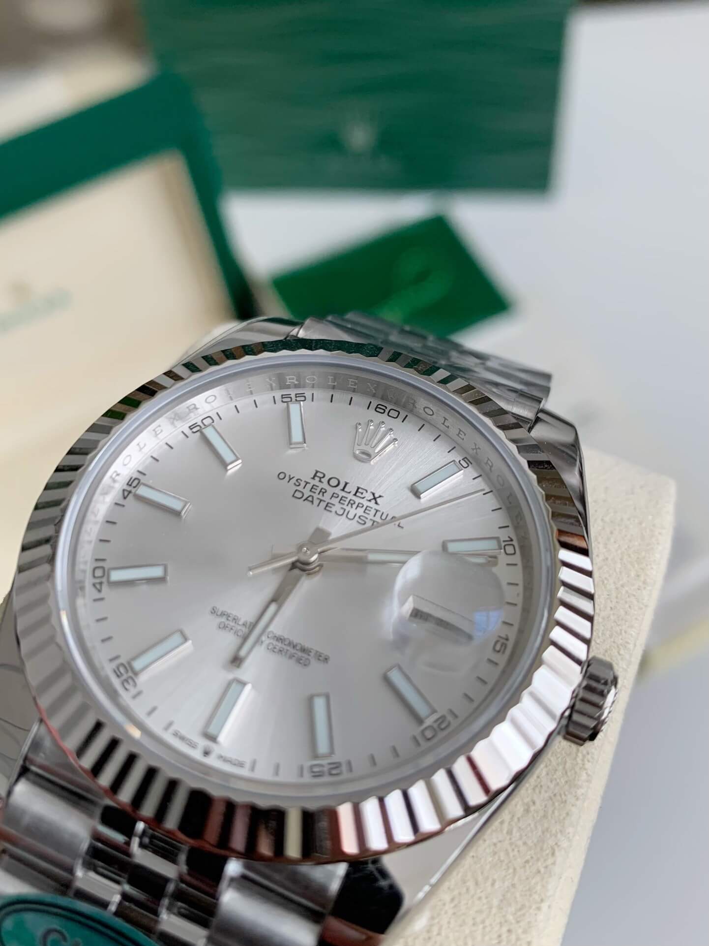 Rolex Datejust 41 Ref. 126334 – Oystersteel and White Gold, Silver Dial, Jubilee Bracelet