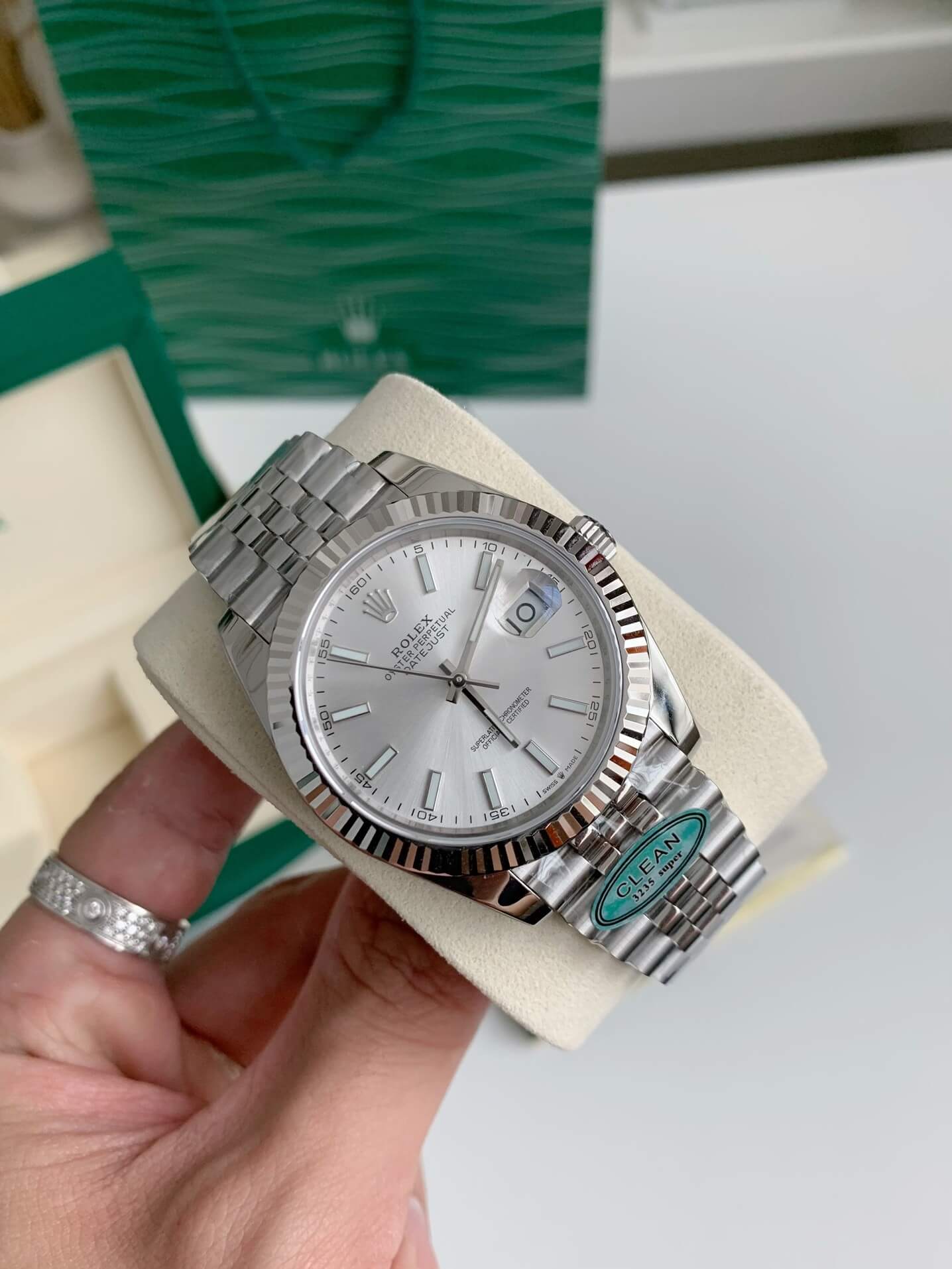 Rolex Datejust 41 Ref. 126334 – Oystersteel and White Gold, Silver Dial, Jubilee Bracelet