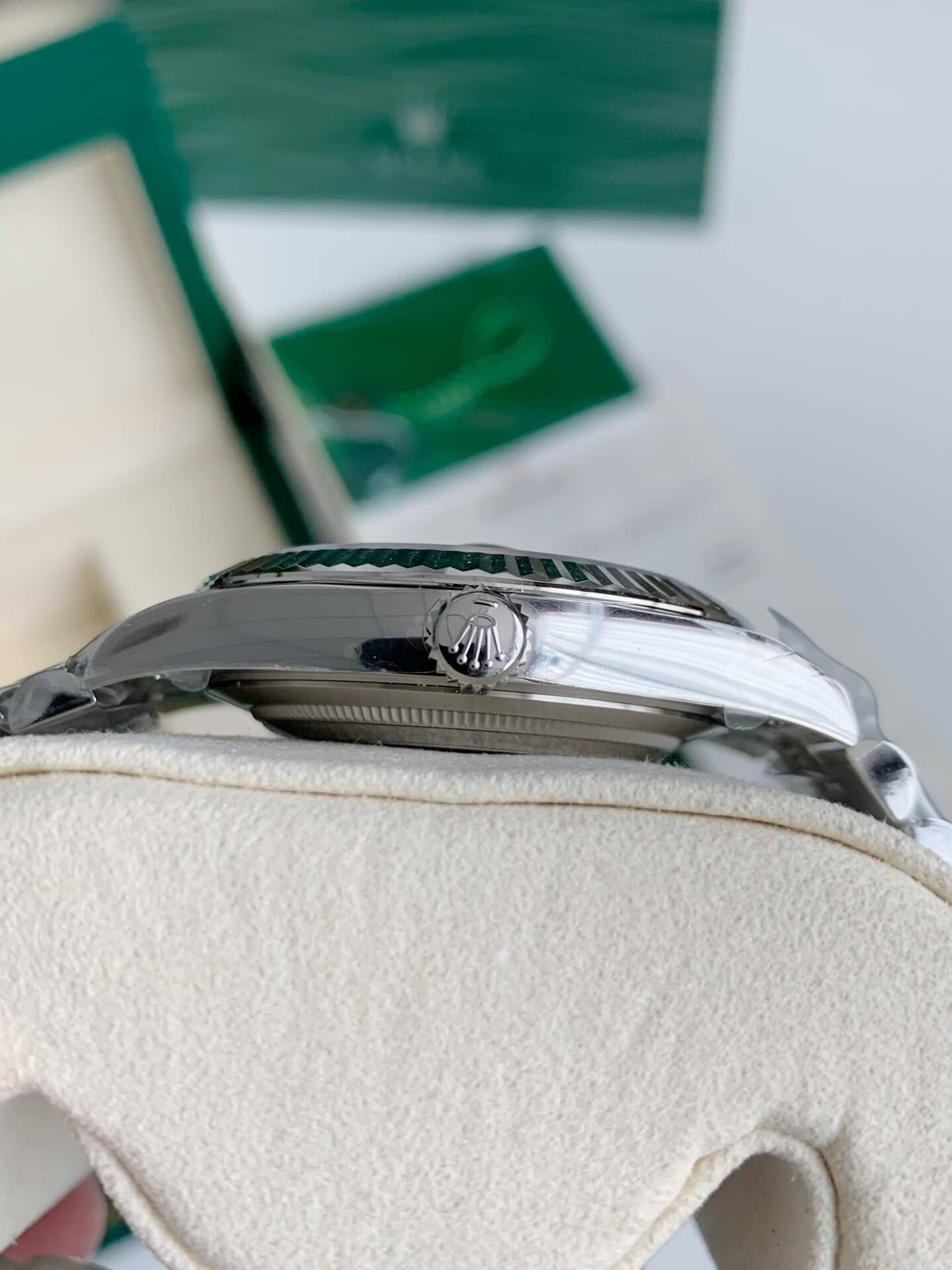 Rolex Datejust 41 Ref. 126334 – Slate Dial, Fluted Bezel & Jubilee Bracelet