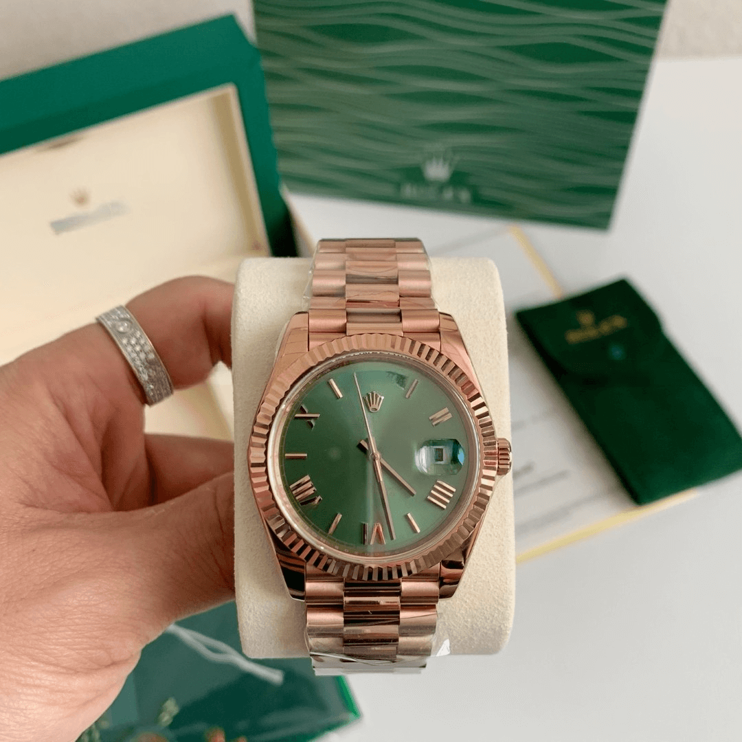 Rolex Day-Date 40 Ref. 228235 – 18ct Everose Gold, Olive Green Dial