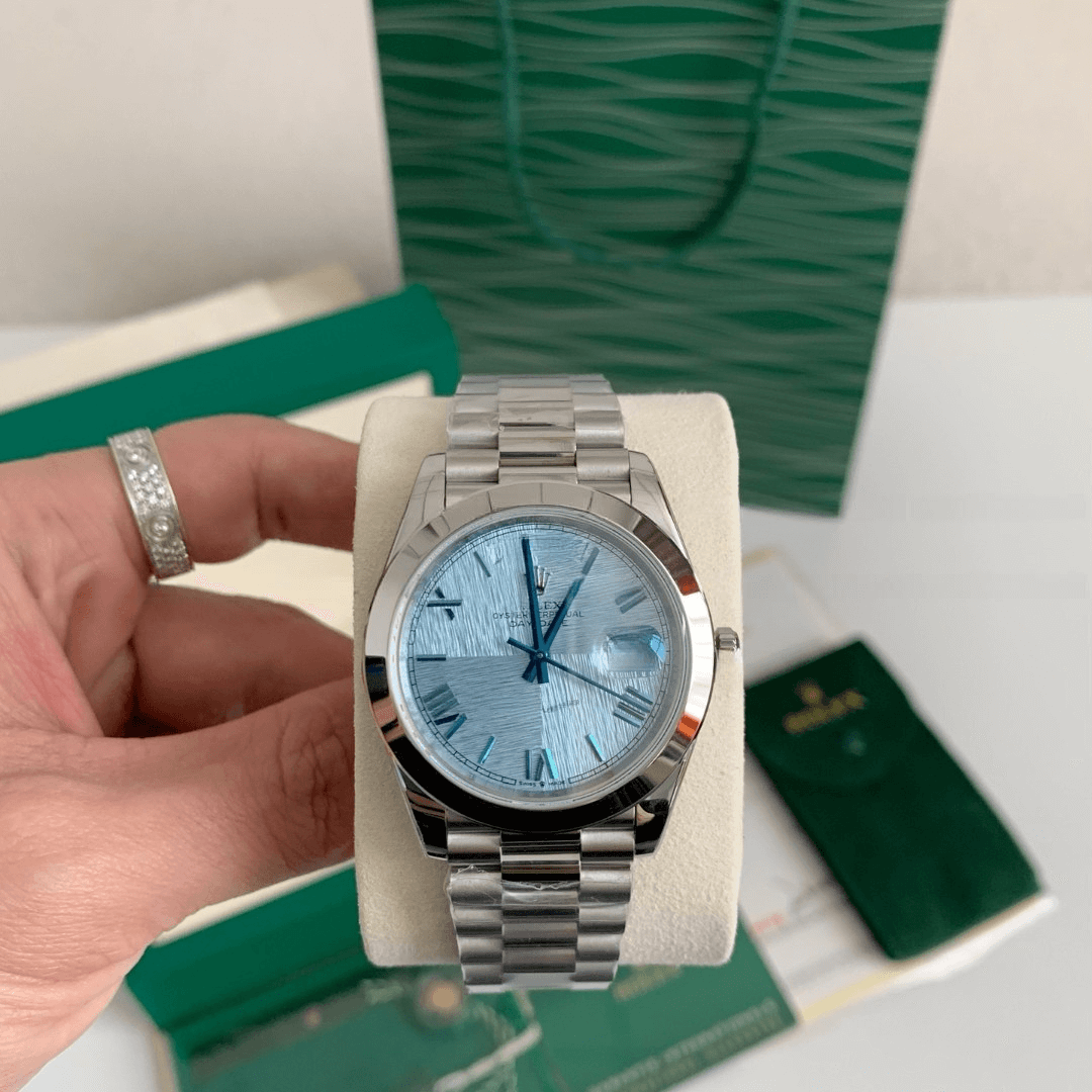 Rolex Day-Date 40 Ref. 228206 – 950 Platinum, Ice Blue Diagonal Motif Dial