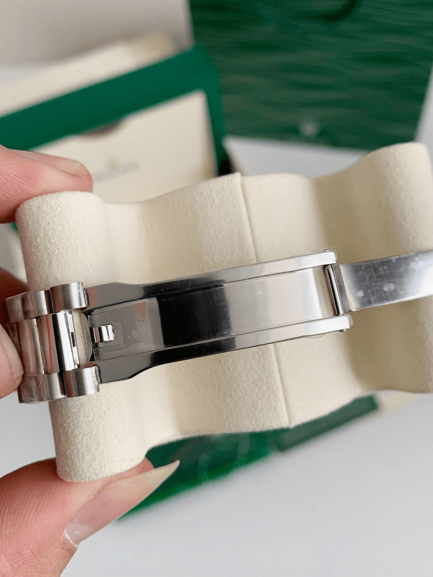 Rolex Day-Date 40 Ref. 228206 – 950 Platinum, Ice Blue Diagonal Motif Dial