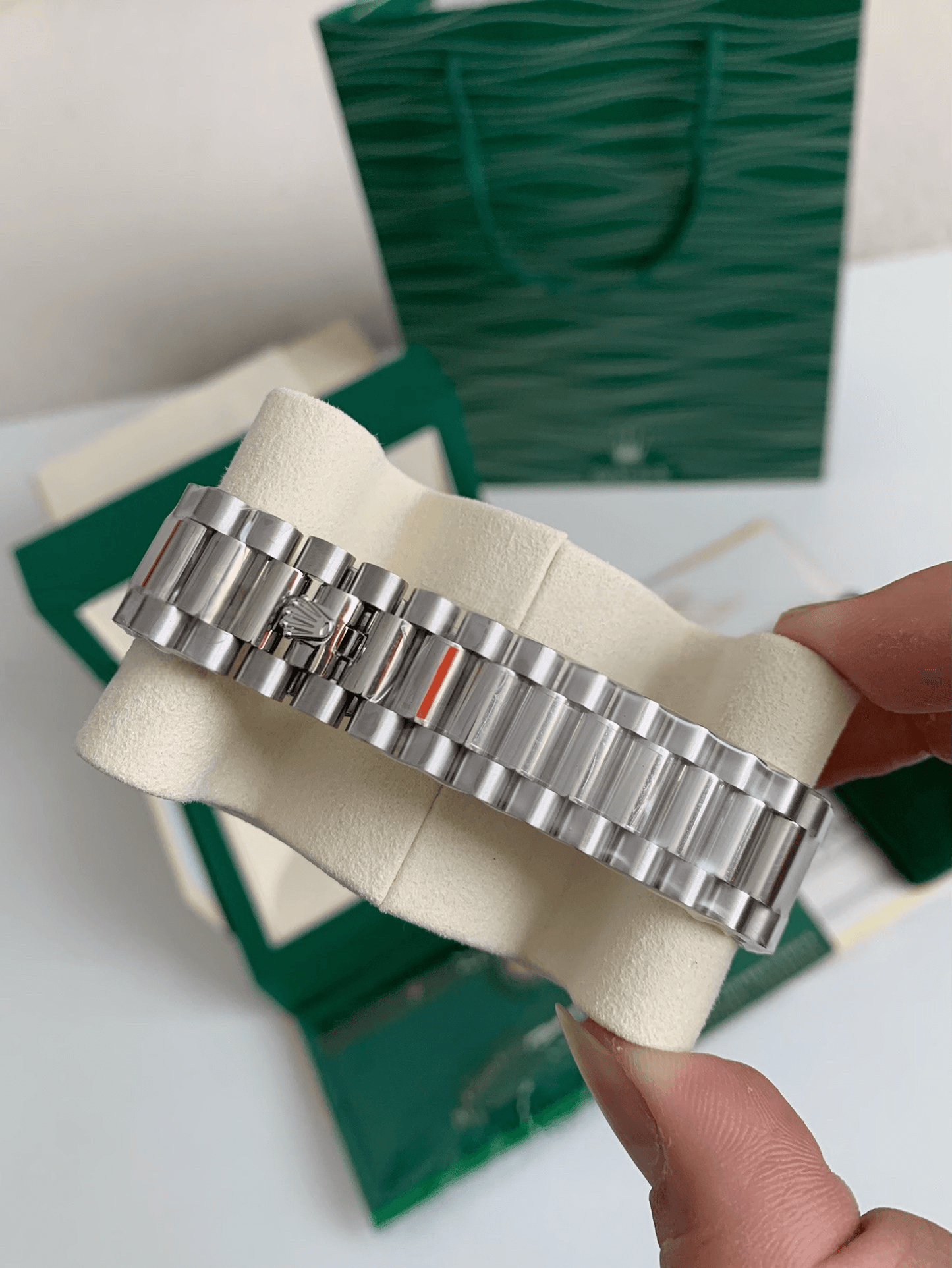 Rolex Day-Date 40 Ref. 228206 – 950 Platinum, Ice Blue Diagonal Motif Dial