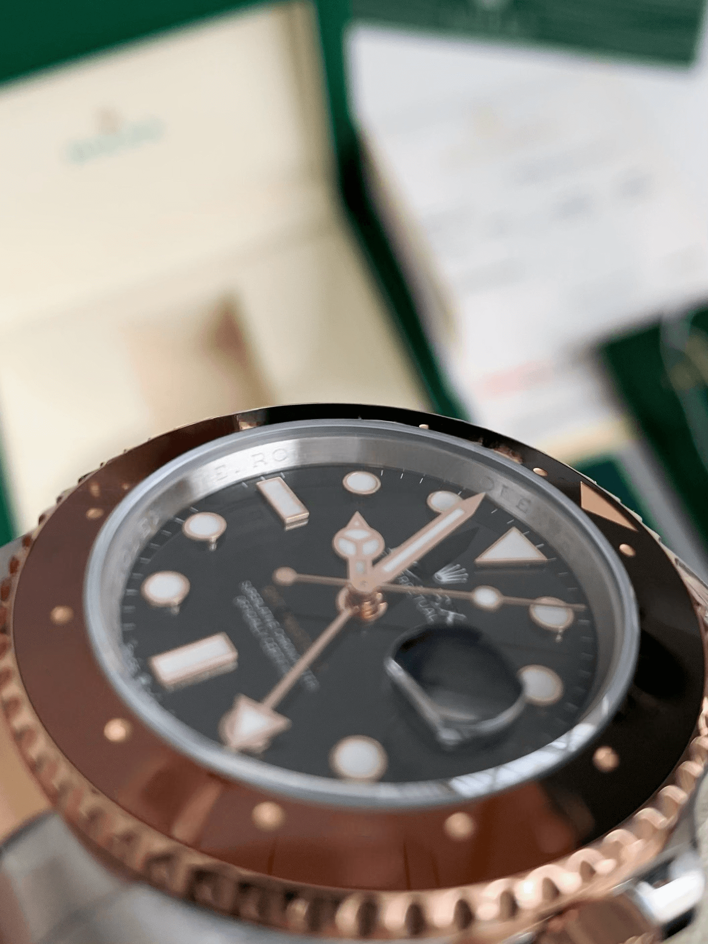 Rolex GMT-Master II Ref. 126711CHNR – Everose Rolesor, Root Beer Bezel