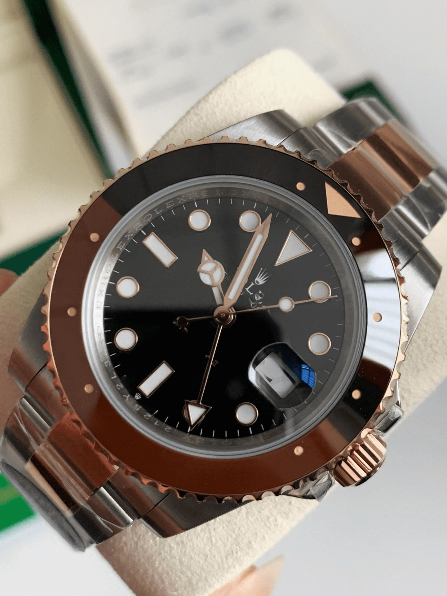 Rolex GMT-Master II Ref. 126711CHNR – Everose Rolesor, Root Beer Bezel