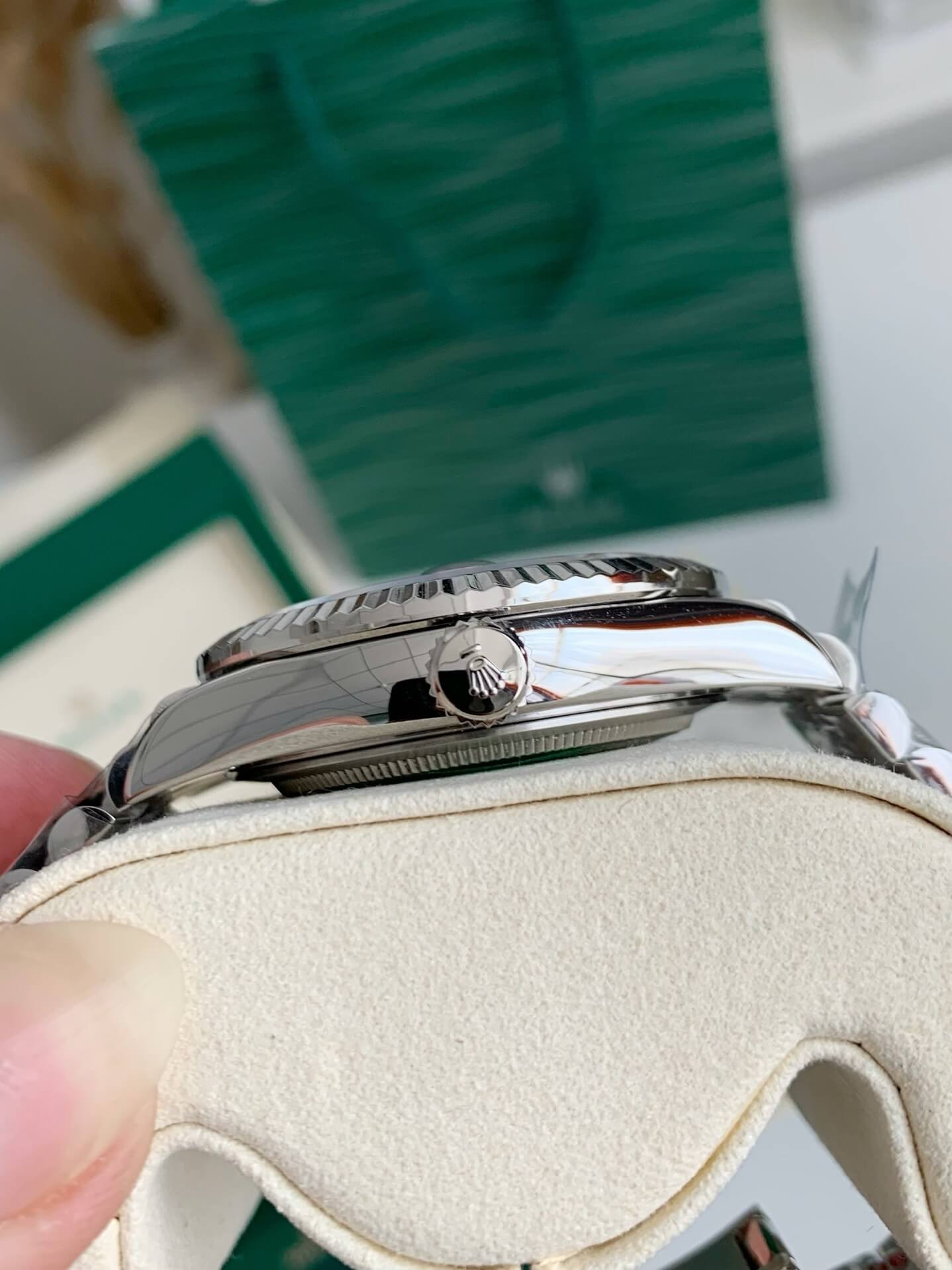 Rolex Sky-Dweller Ref. 326934 – White Rolesor, Black Dial, Jubilee Bracelet