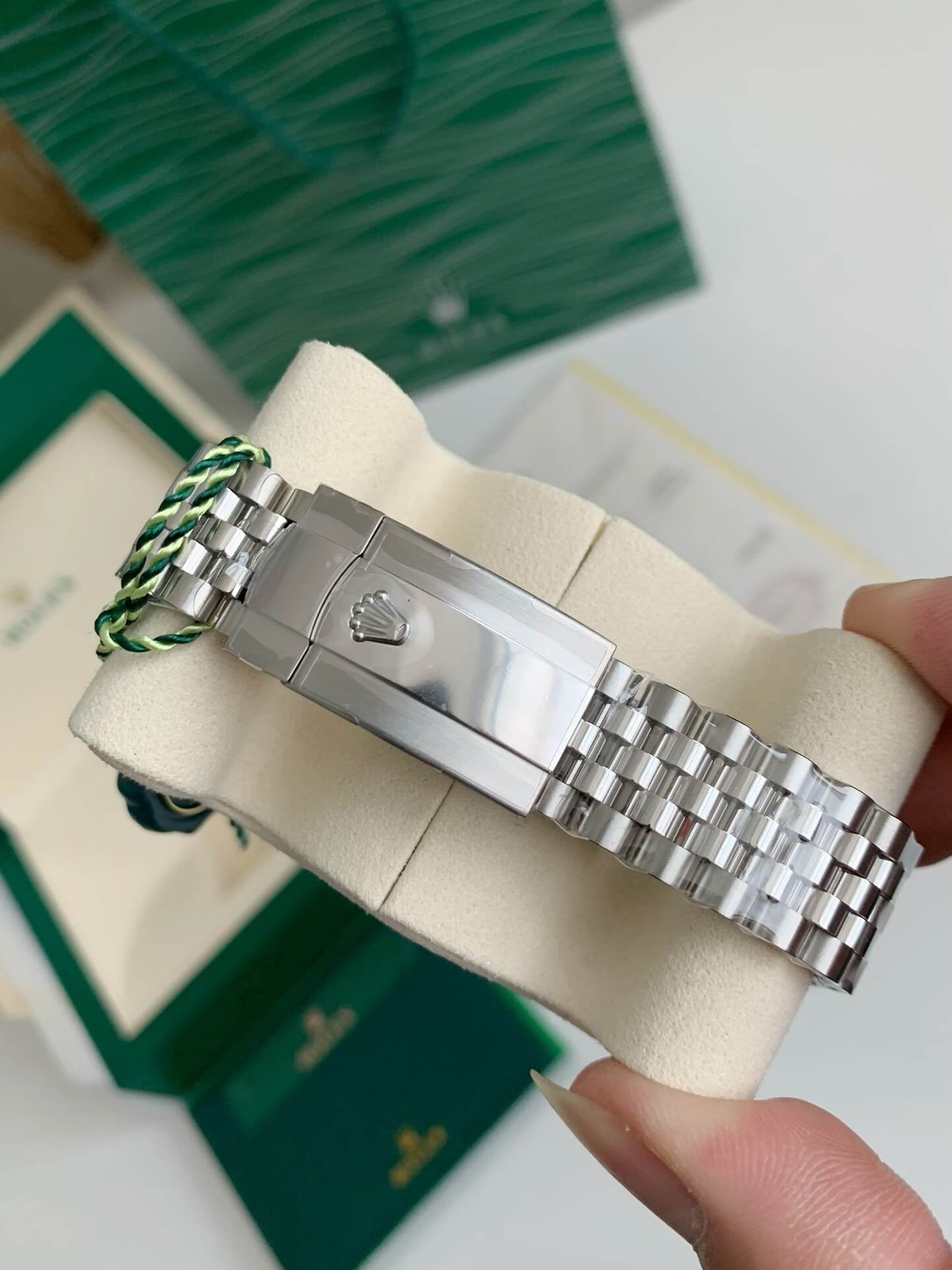 Rolex Sky-Dweller Ref. 326934 – White Rolesor, Black Dial, Jubilee Bracelet