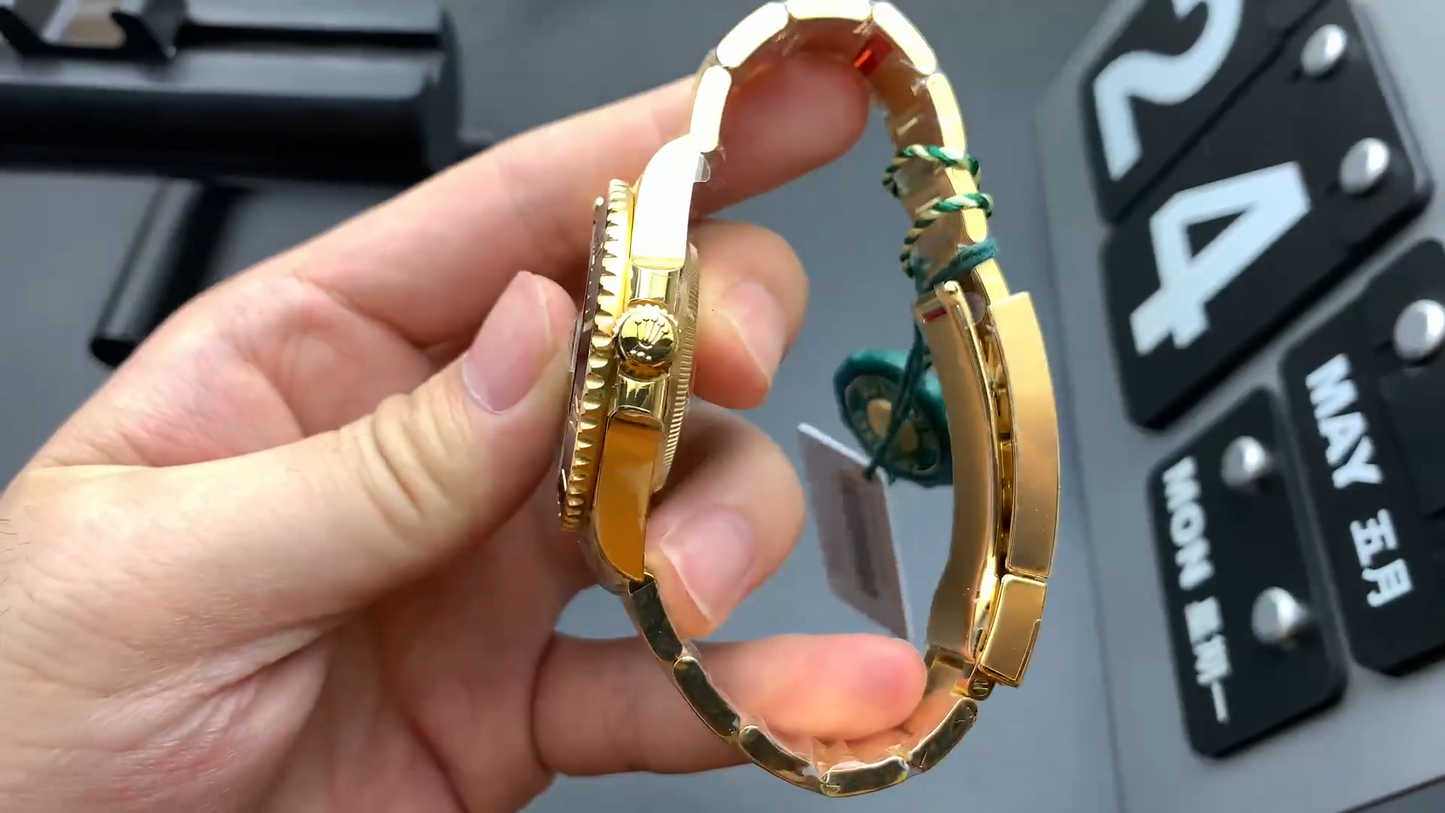 Rolex Submariner Date Ref. 126618LN – 18ct Yellow Gold, Black Dial