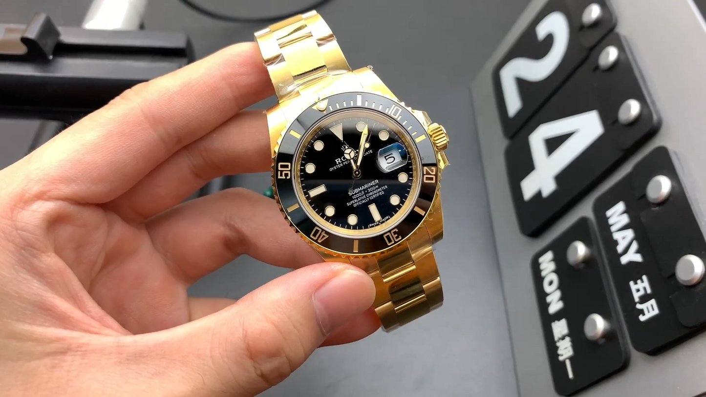 Rolex Submariner Date Ref. 126618LN – 18ct Yellow Gold, Black Dial