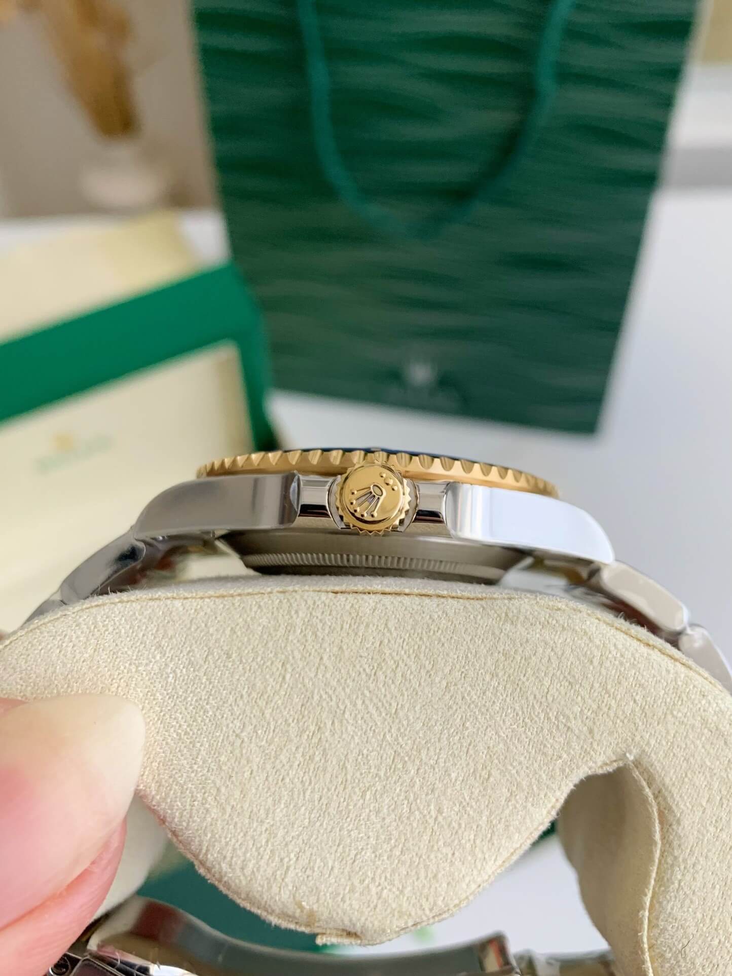 Rolex Submariner Date Ref. 126613LB – Yellow Rolesor, Royal Blue Dial