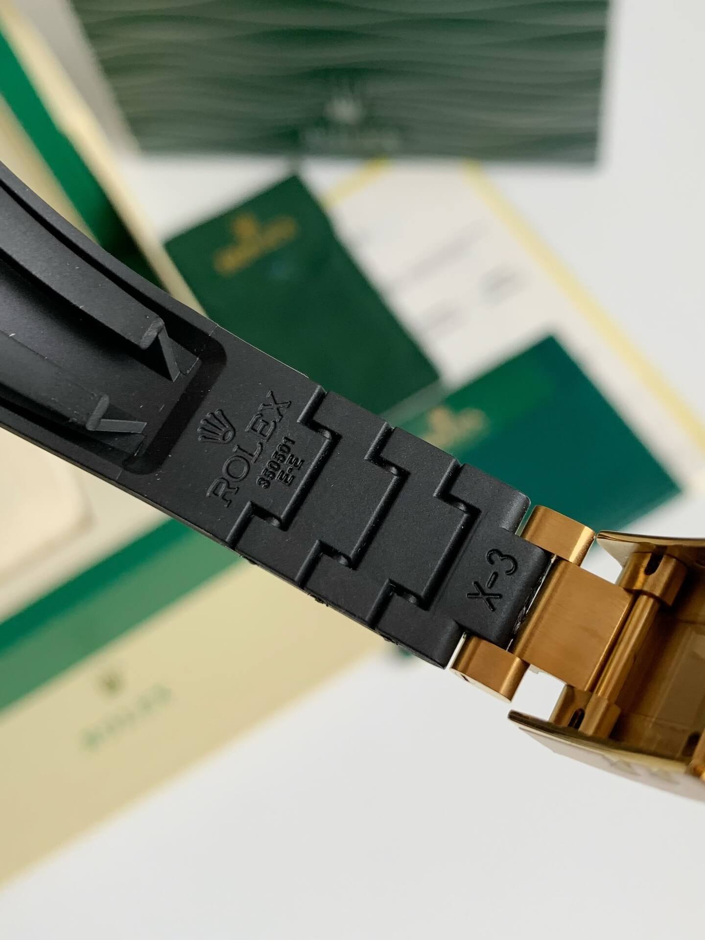 Rolex Yacht-Master 42 Ref. 226658 – 18ct Yellow Gold, Black Dial, Oysterflex Bracelet