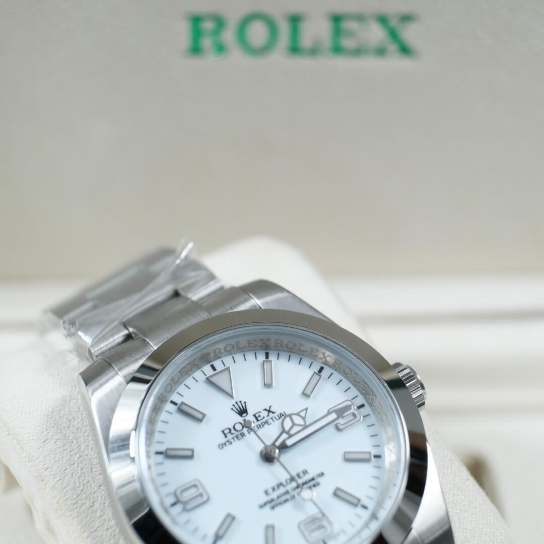 Rolex Explorer 214270 39mm Stainless Steel White Dial Black
