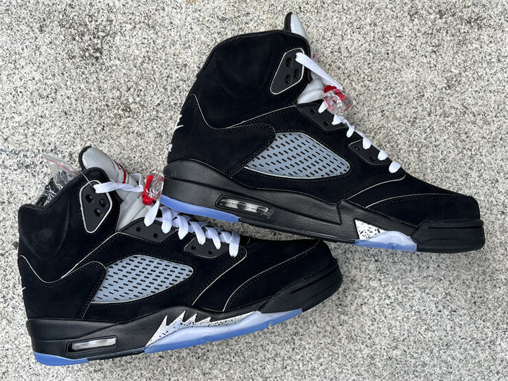 Air Jordan 5 Retro "Black Metallic" Sneaker