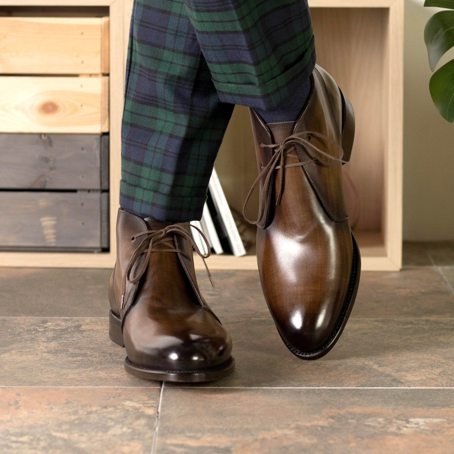 Balmoral Brown patina Chukka - Hollo Shoe