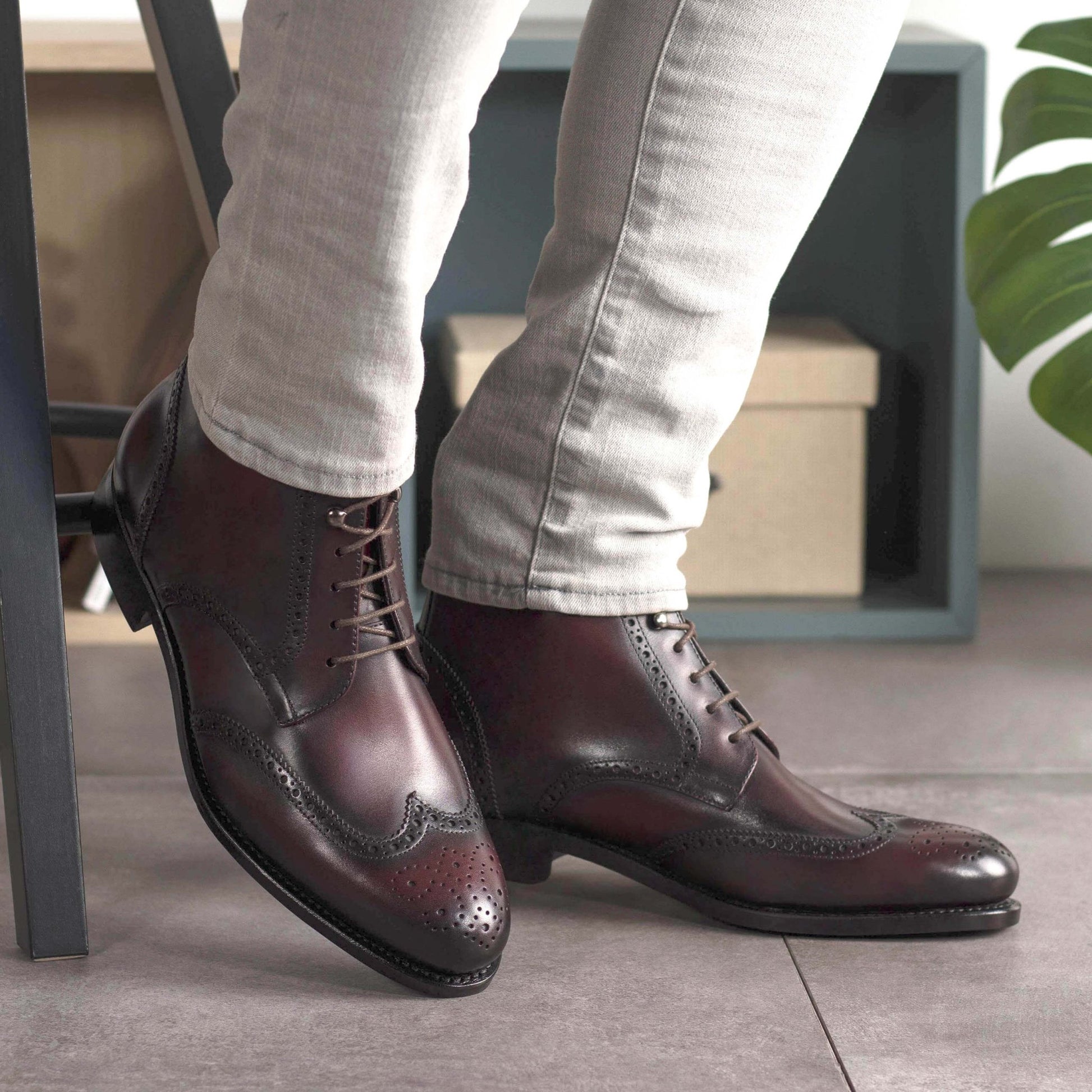Bespoke Burgundy Military Brogue Boots – Hollo Shoe