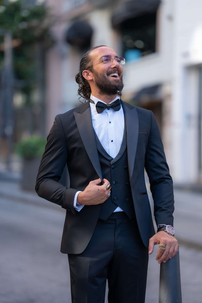 Black Collar Detailed Tuxedo