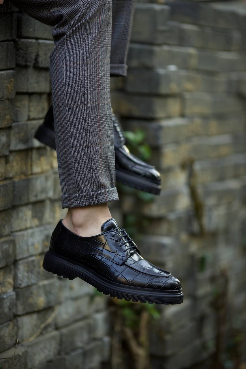 Black Detailed Derby Shoes - Hollo Shoe