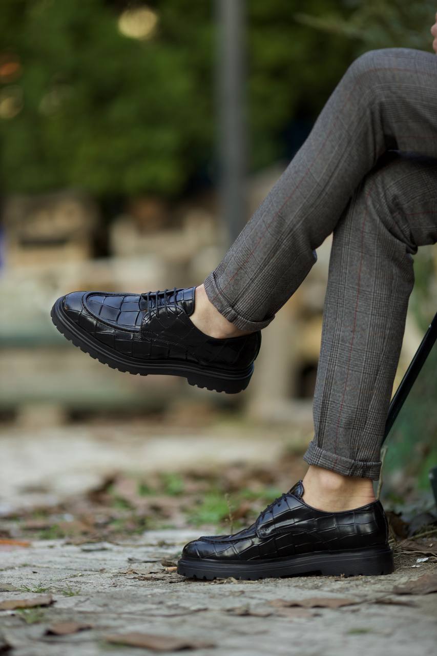 Black Detailed Derby Shoes - Hollo Shoe