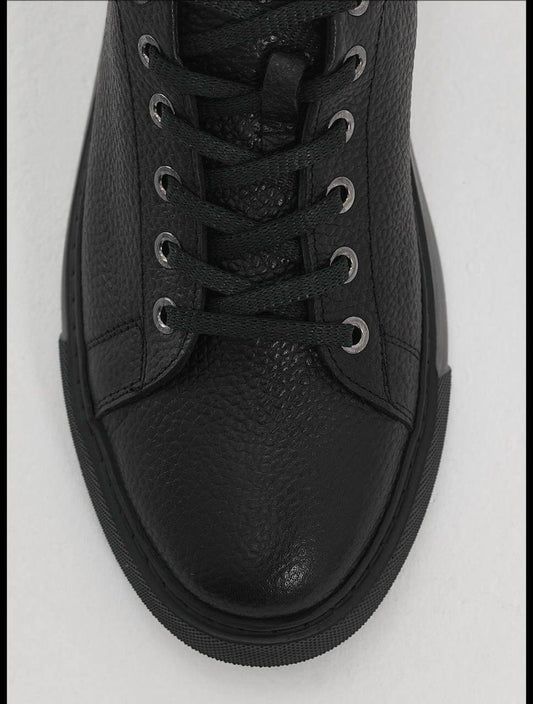 HolloShoe Black Leather Sneakers