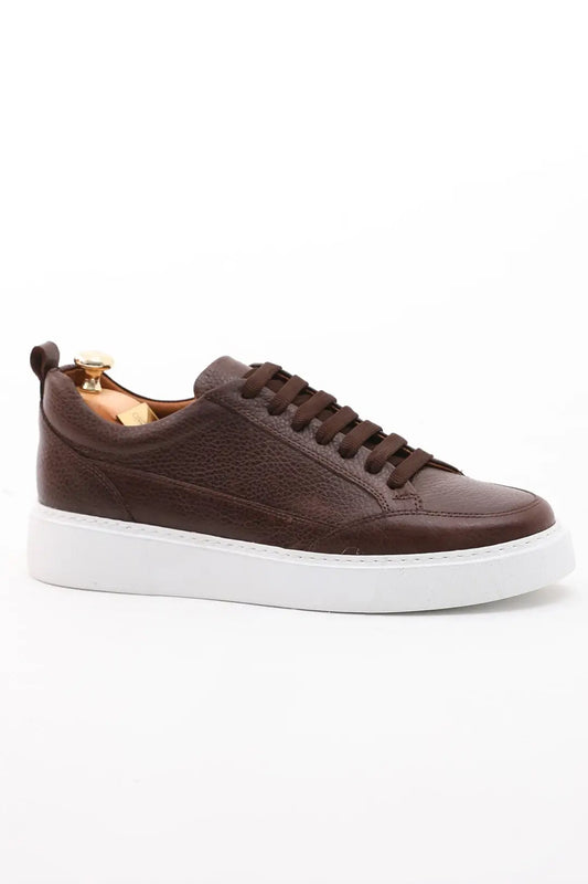 Flora Model Genuine Brown Leather Men's Sneakers featuring a textured leather upper and a white EVA sole.