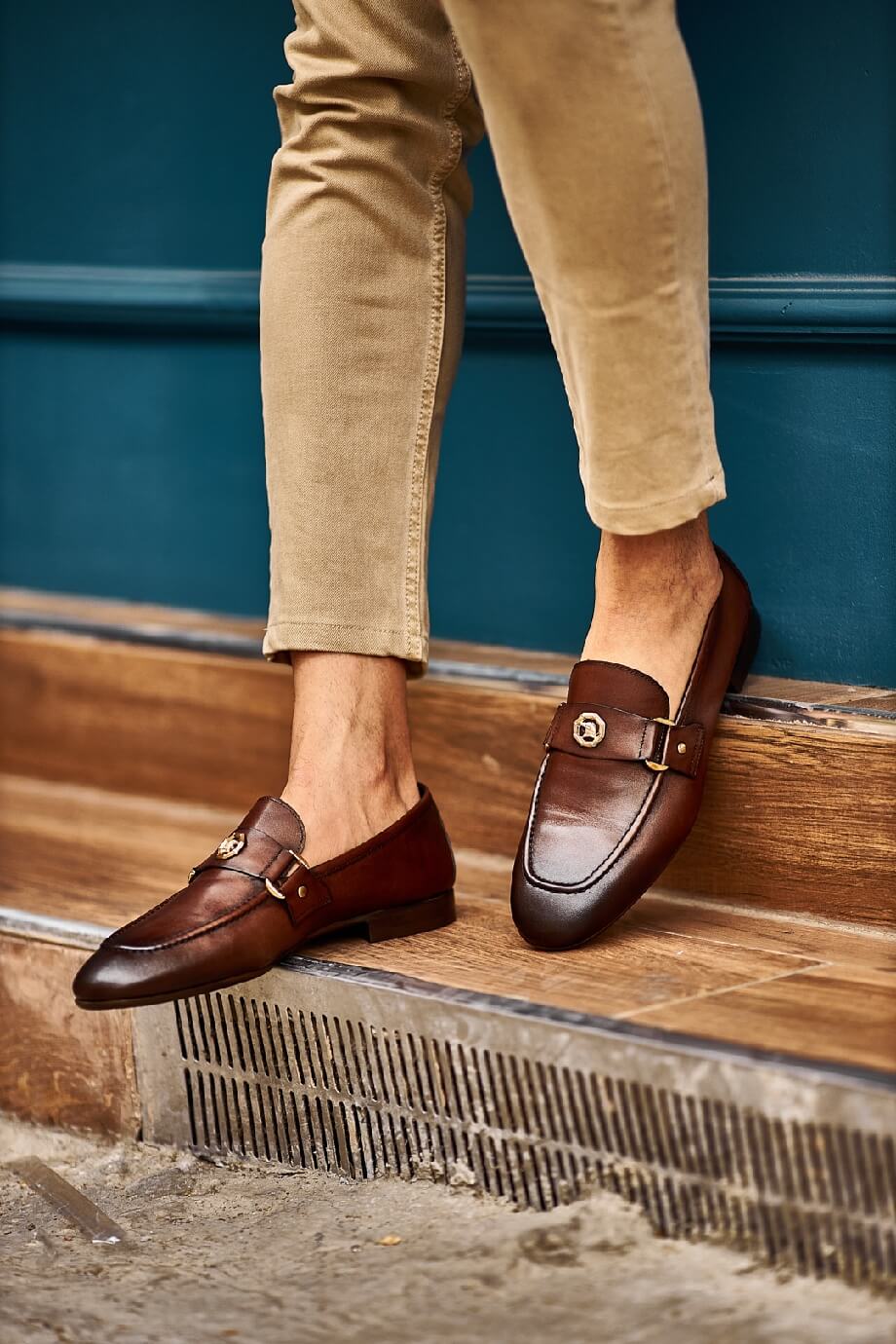 Gled Brown Buckled Loafers