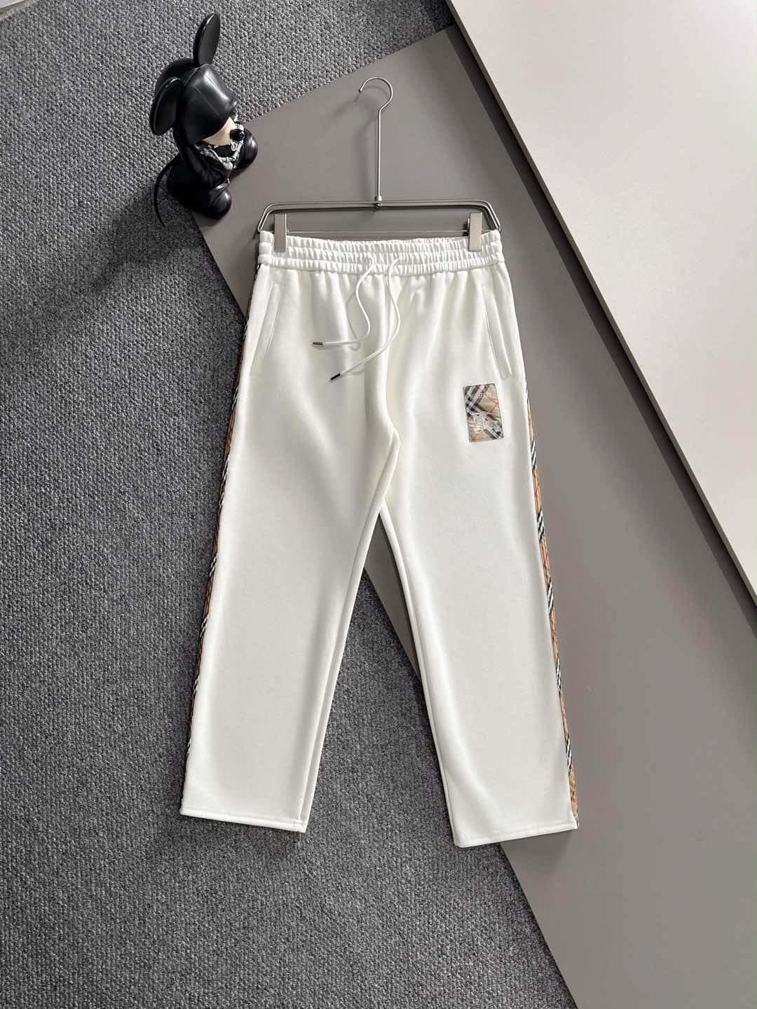 Burberry Cream Vintage Check Piping EKD Patch Tracksuit Set