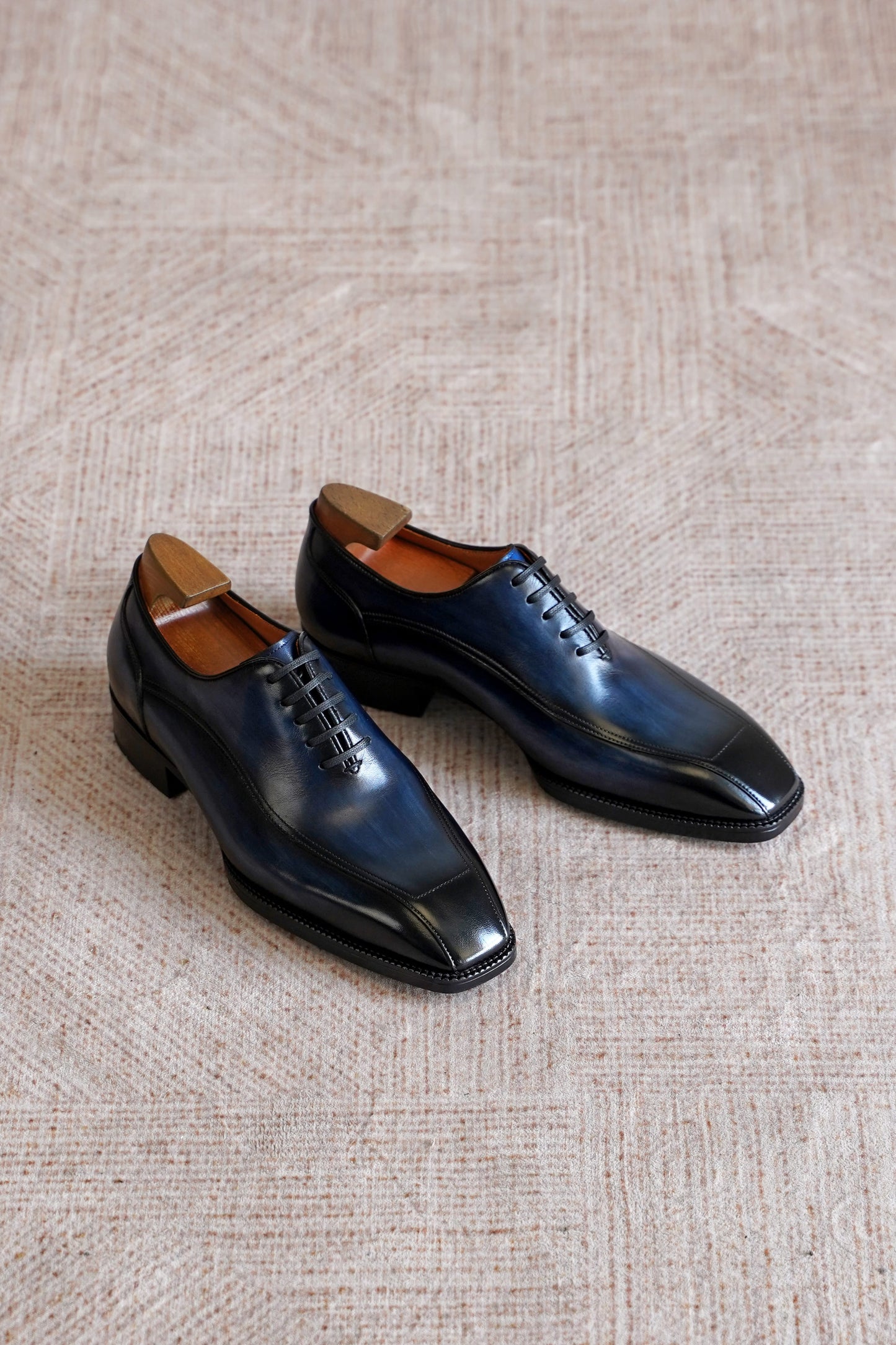Cannes Chiseled Square-Toe Oxford — Patina Navy Leather