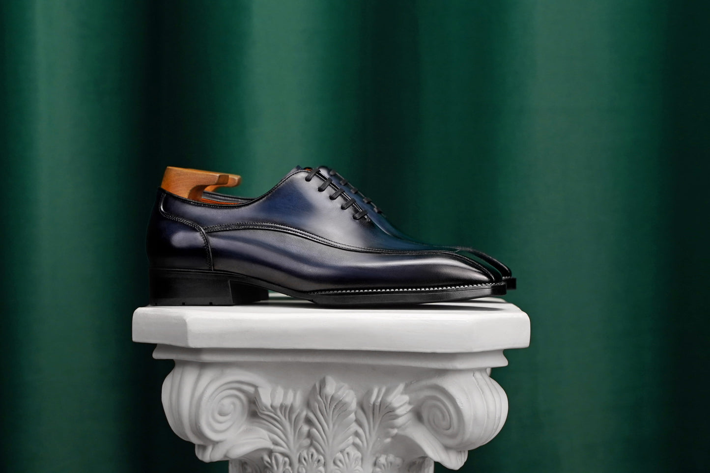 Cannes Chiseled Square-Toe Oxford — Patina Navy Leather