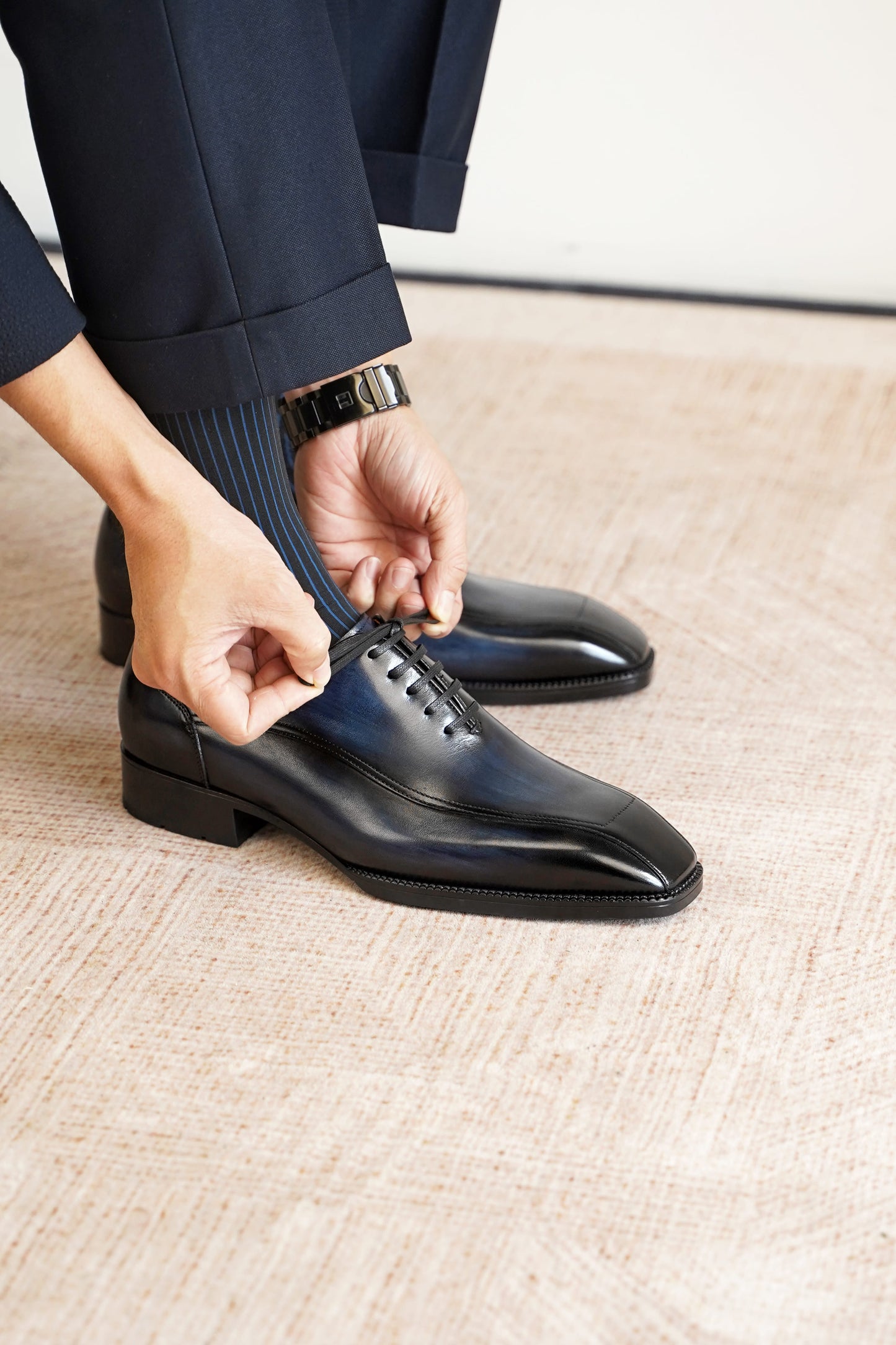Cannes Chiseled Square-Toe Oxford — Patina Navy Leather