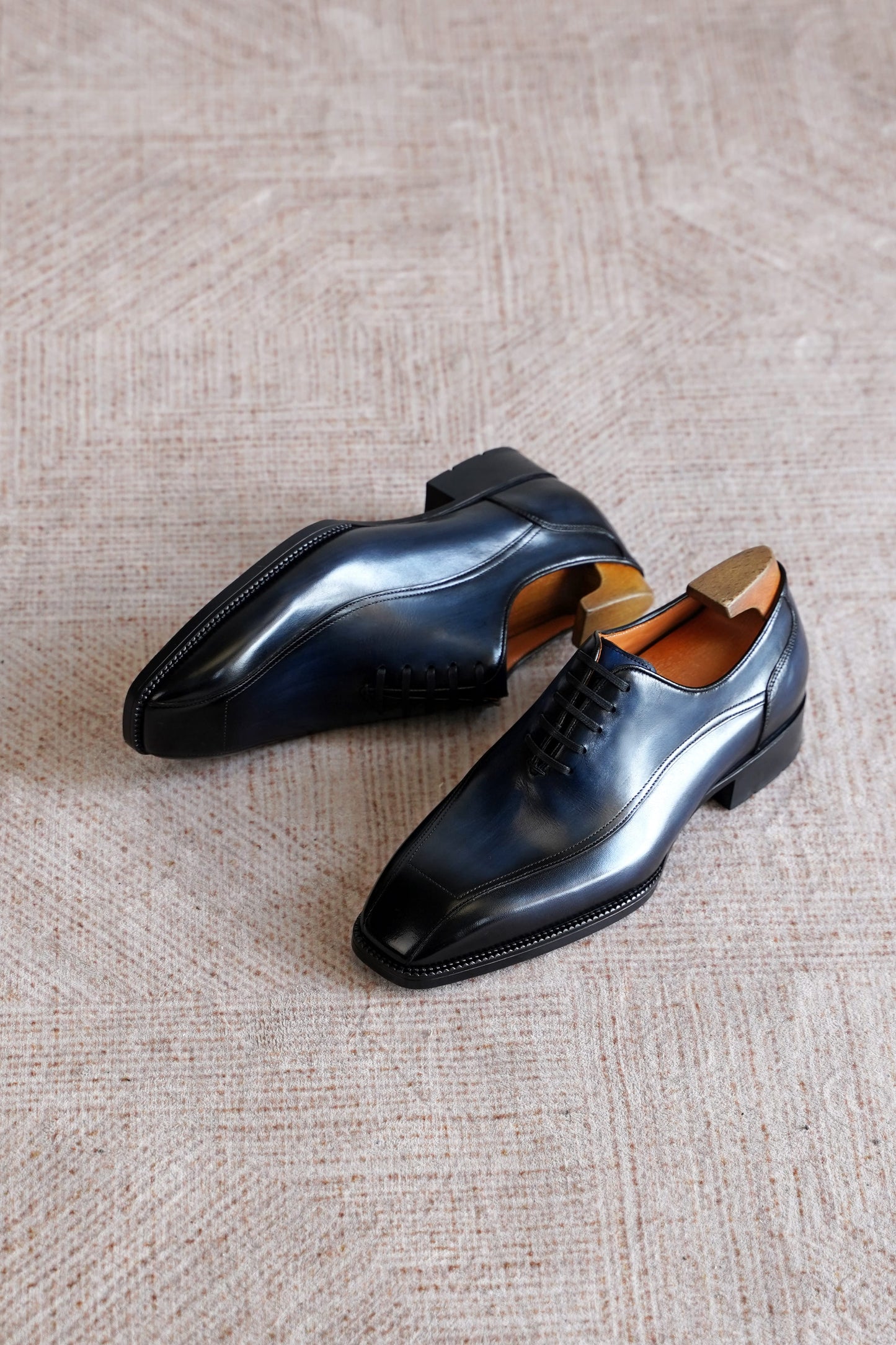 Cannes Chiseled Square-Toe Oxford — Patina Navy Leather