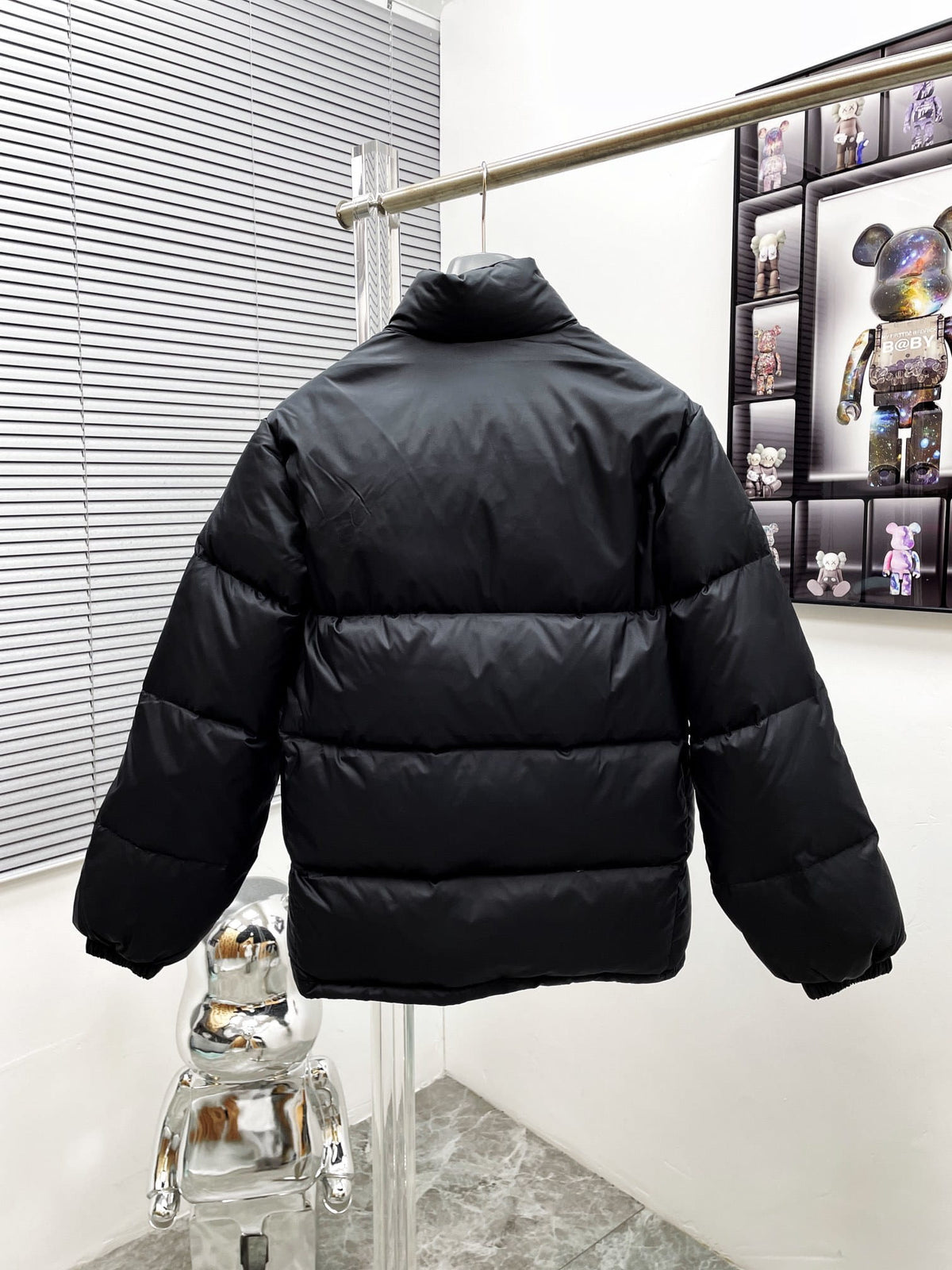 Gucci Black Web Stripe Quilted Down Puffer Jacket