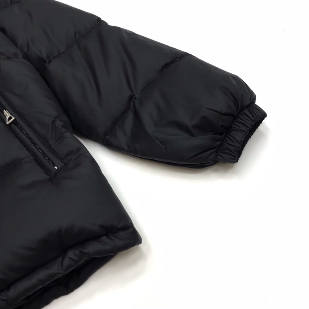 Gucci Black Web Stripe Quilted Down Puffer Jacket