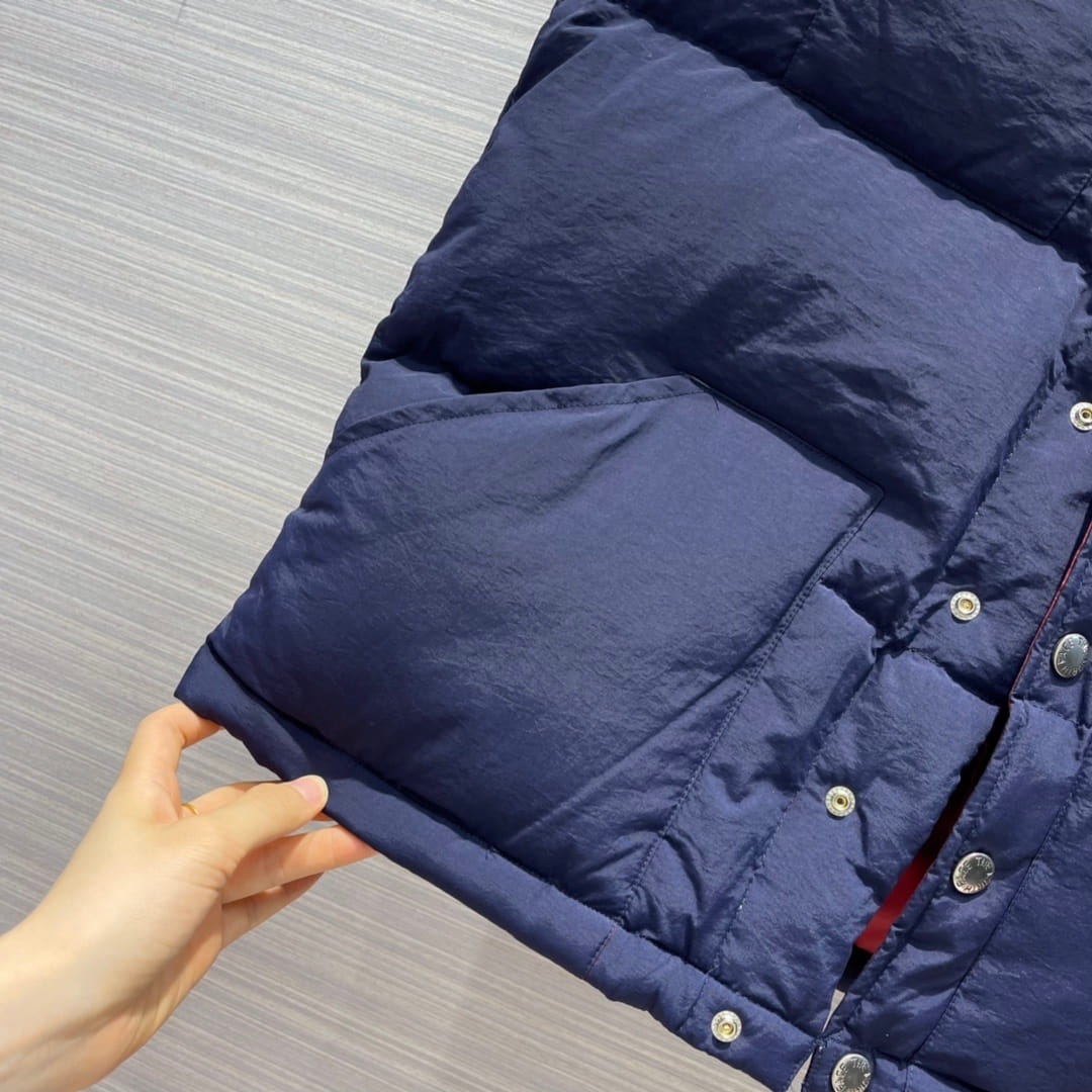 Gucci x The North Face Navy Blue Nylon Goose Down Puffer Vest Gilet