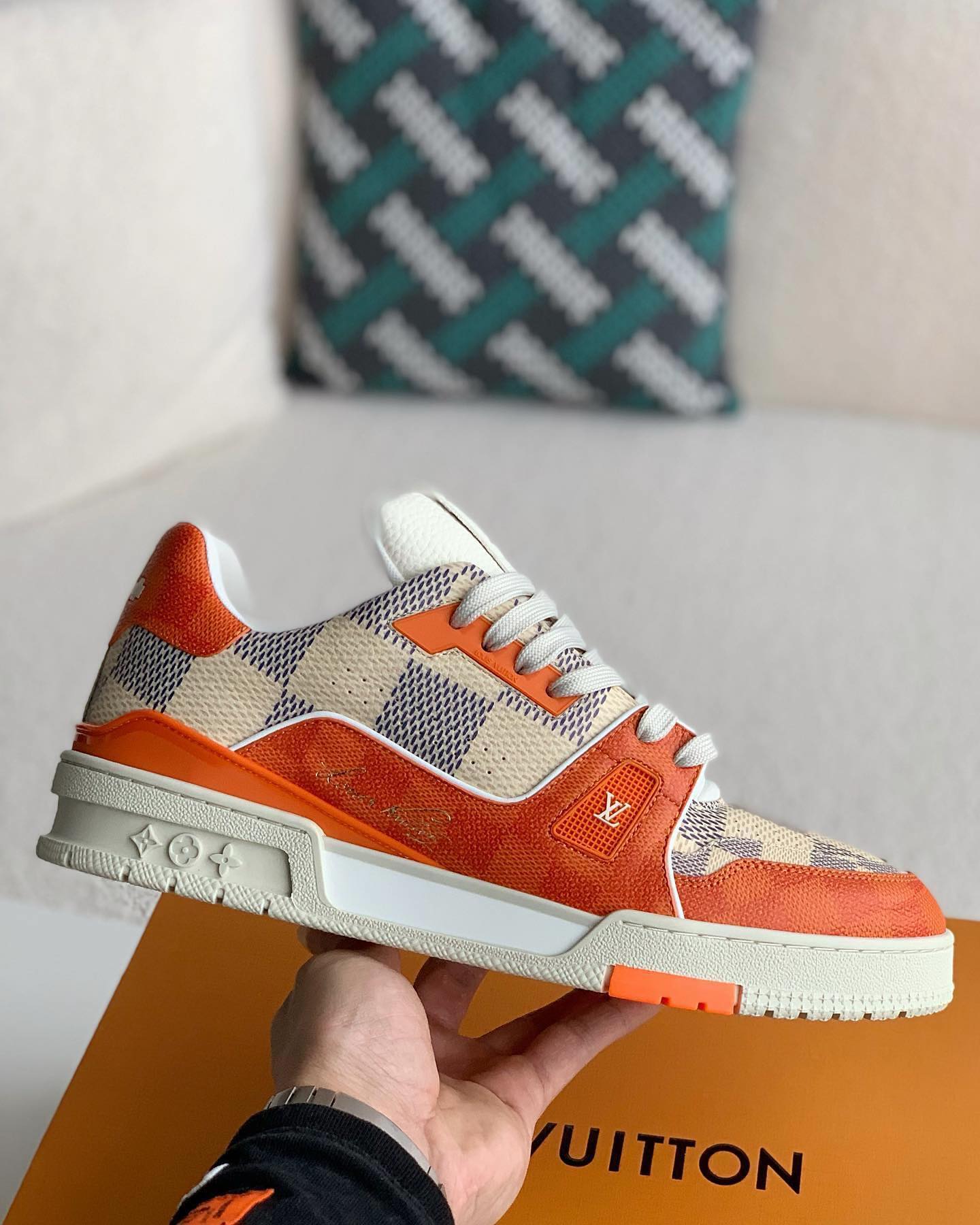 Louis Vuitton Trainer Damier Weiß Orange