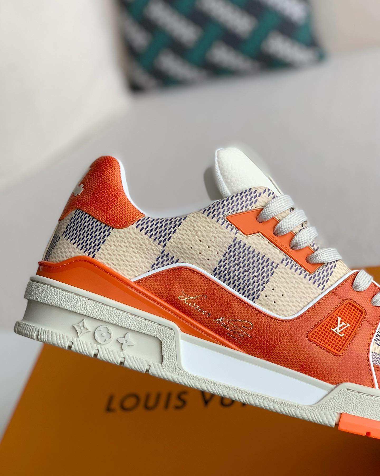 Louis Vuitton Trainer Damier White Orange