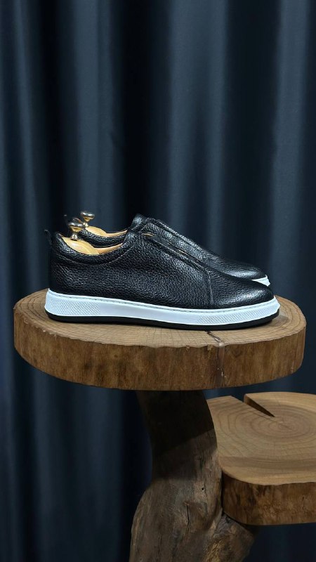 HolloShoe Onyx Pebbled Leather Slip-On Men’s Shoe