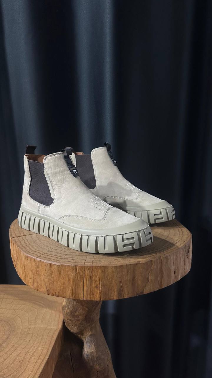 HolloShoe Urban Explorer Beige Suede Hybrid Chelsea Boots