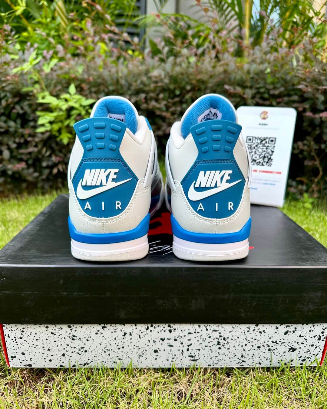 Air jordan 4 true blue online