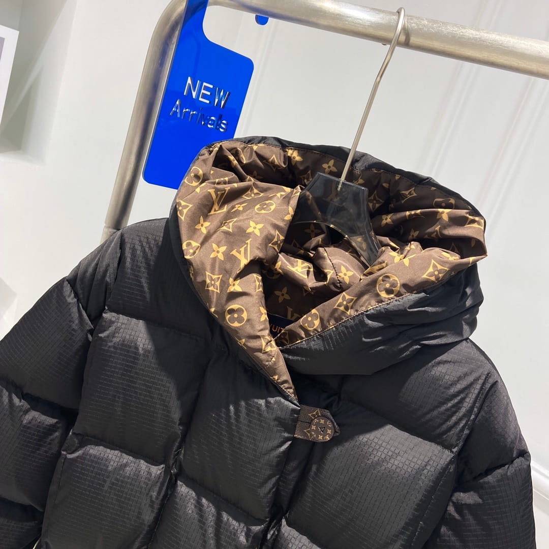 Louis Vuitton LV Long-Sleeved Black Pillow Puffer Jacket