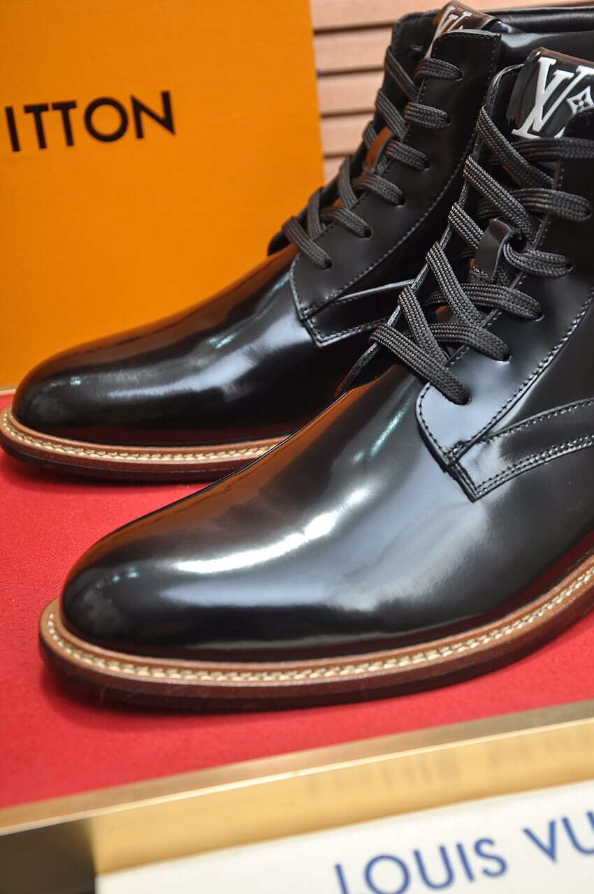 Louis Vuitton Vendome Flex Derby Boot – Black Patent Leather