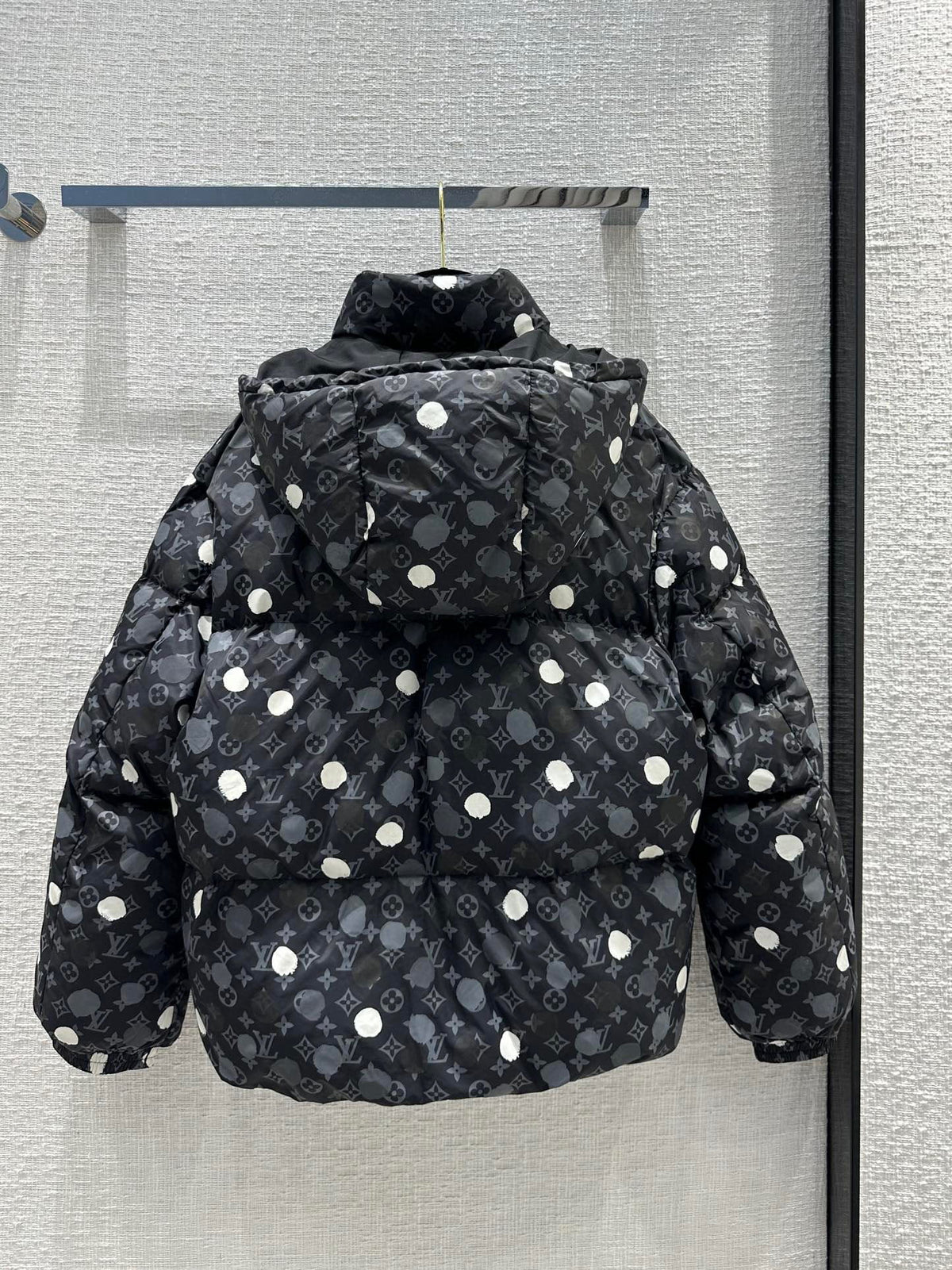 Louis Vuitton x Yayoi Kusama LV Monogram Painted Dots Down Blouson - Sea Lion Grey