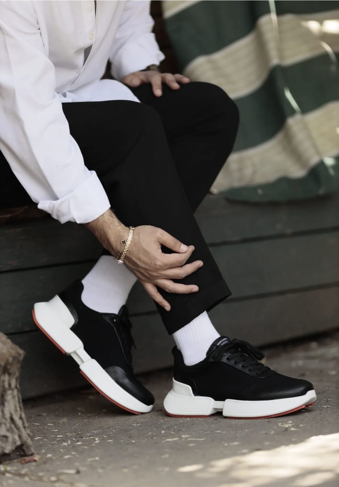HH Black & White Sculpted Sole Sneaker