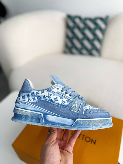 Louis Vuitton – LV Trainer – Sneaker in Denim-Blau mit Monogramm