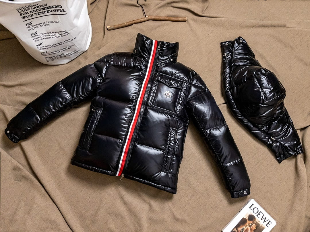 Moncler Montbeliard Glossy Hooded Short Down Jacket