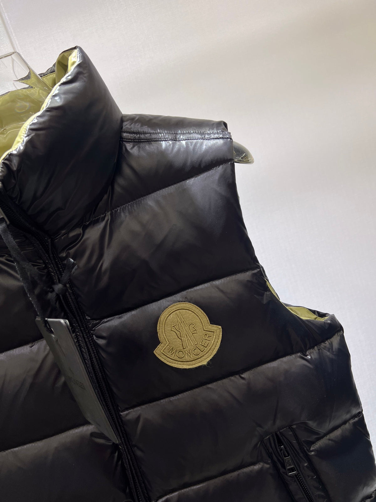 Moncler Sumido Black Down Gilet Puffer Vest