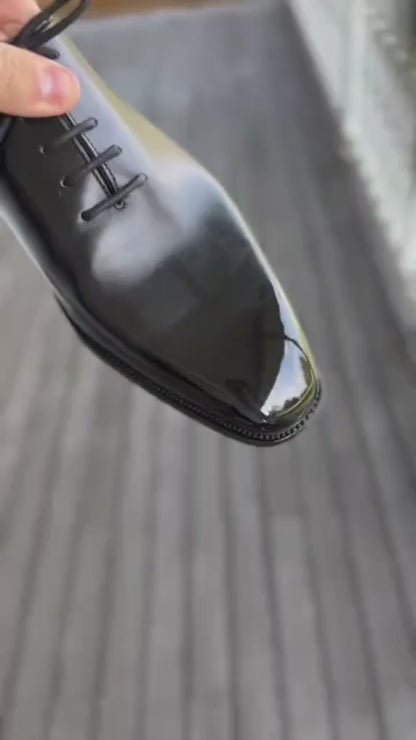 Luxurious Black Wholecut Oxford Dress Shoes