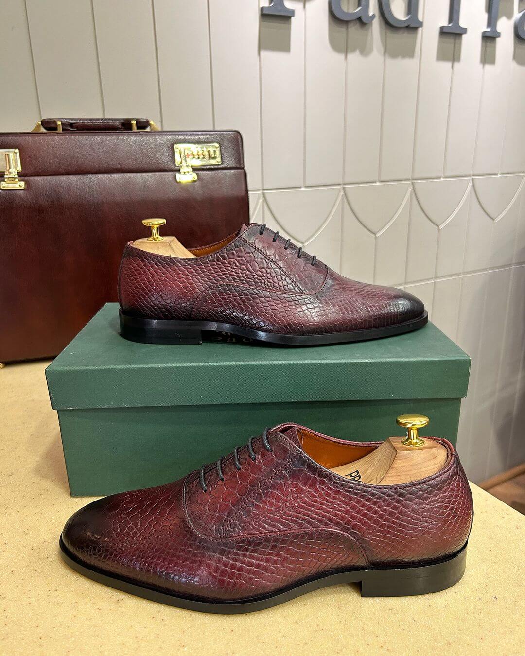 Royal Croc Burgundy Oxfords