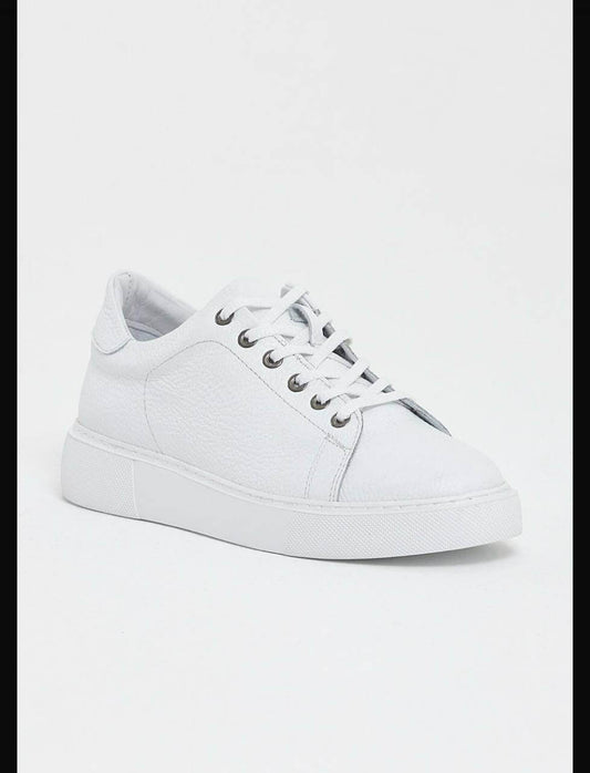 HolloShoe White Leather Sneakers