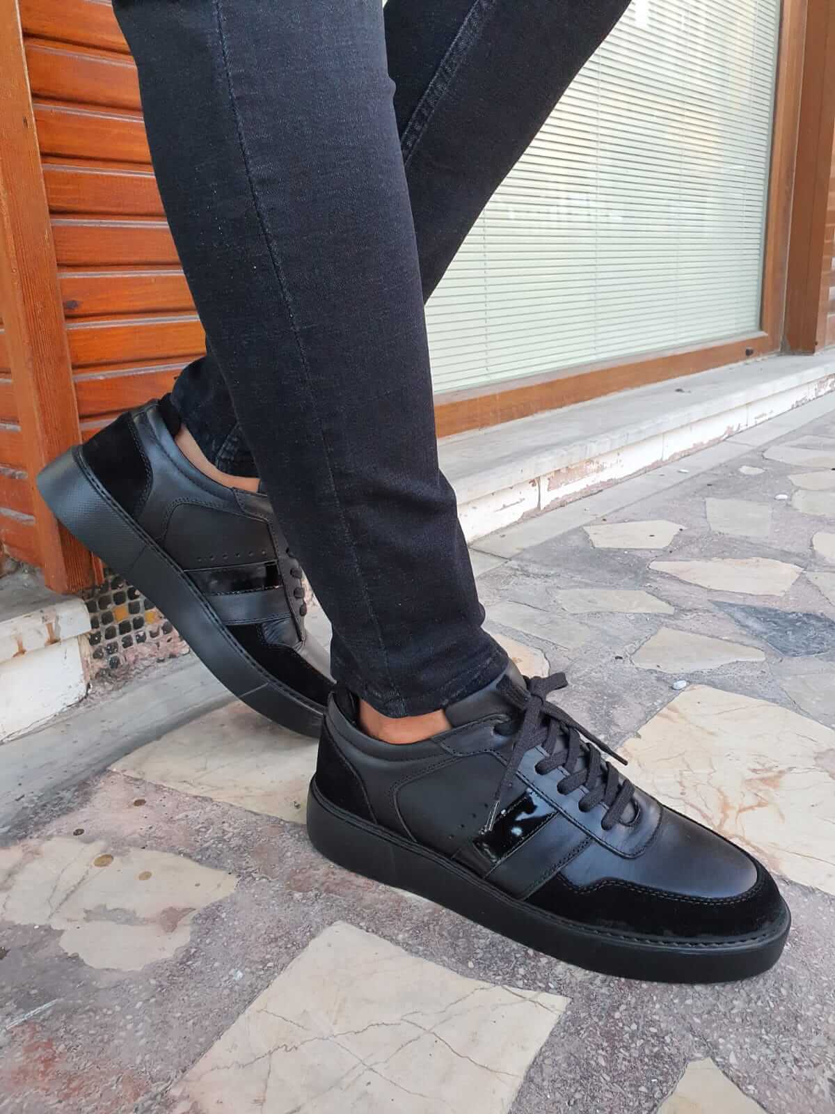 Eiffel Black Sneakers