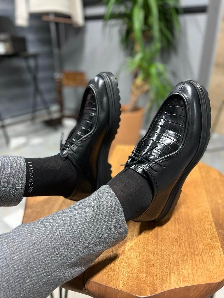 HolloShoe's Black Lace Up Shoes, a perfect blend of bold style and all-day comfort.